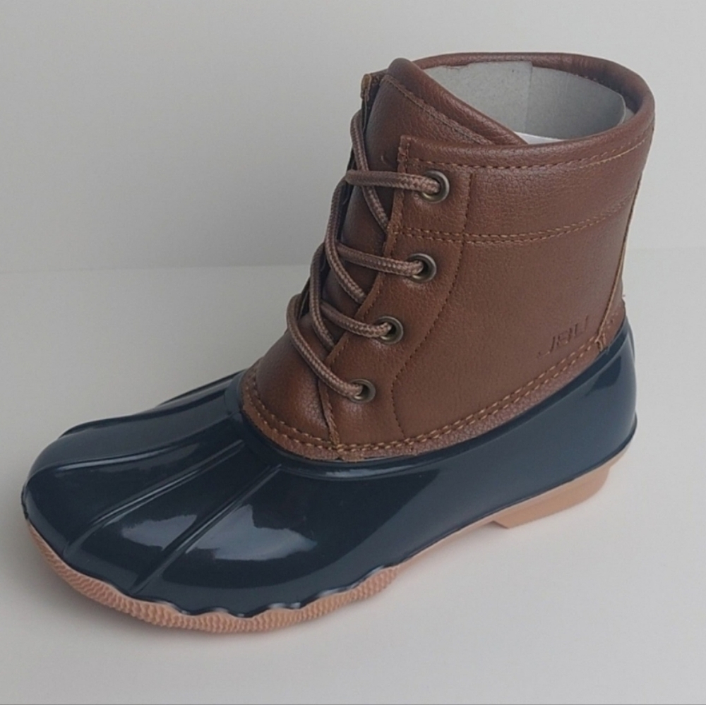 JBU Little boys Maplewood casual Duck tan  Boots size 1M‎